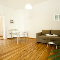 Freiraumwohnung - im Urlaub in Berlin zu Hause - FREIRAUMWOHNUNG I - Wohnimmer mit großzügigem Essbereich