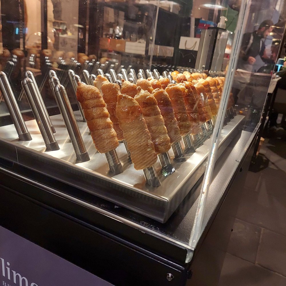 Lalimentari - Cannoli - Wine Bars Near Me - Bergamo, BG
