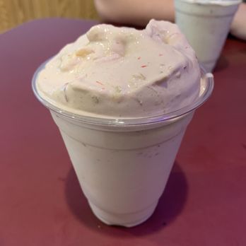 Js Place - Banana Split Whirlwind with twist ice cream - Ice Cream & Frozen Yogurt Near Me - Pierce, Nebraska