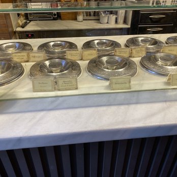 DelaCrem - Ice Cream & Frozen Yogurt Near Me - Barcelona, B DelaCrem - Ice Cream & Frozen Yogurt Near Me - Barcelona, B
