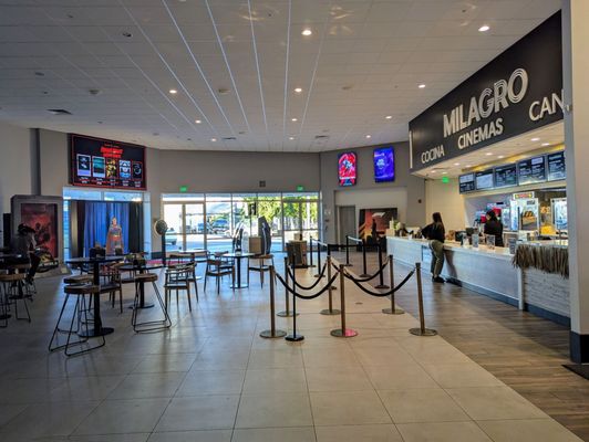 Milagro Cinemas Norwalk by null