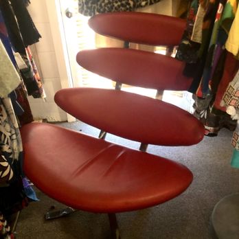 Mountain Mod - Cool chair - Used, Vintage & Consignment Near Me - Big Bear Lake, California Mountain Mod - Cool chair - Used, Vintage & Consignment Near Me - Big Bear Lake, California