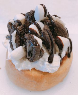 Cinnaholic by null