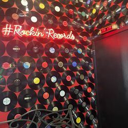 Rockin' Raceway Arcade