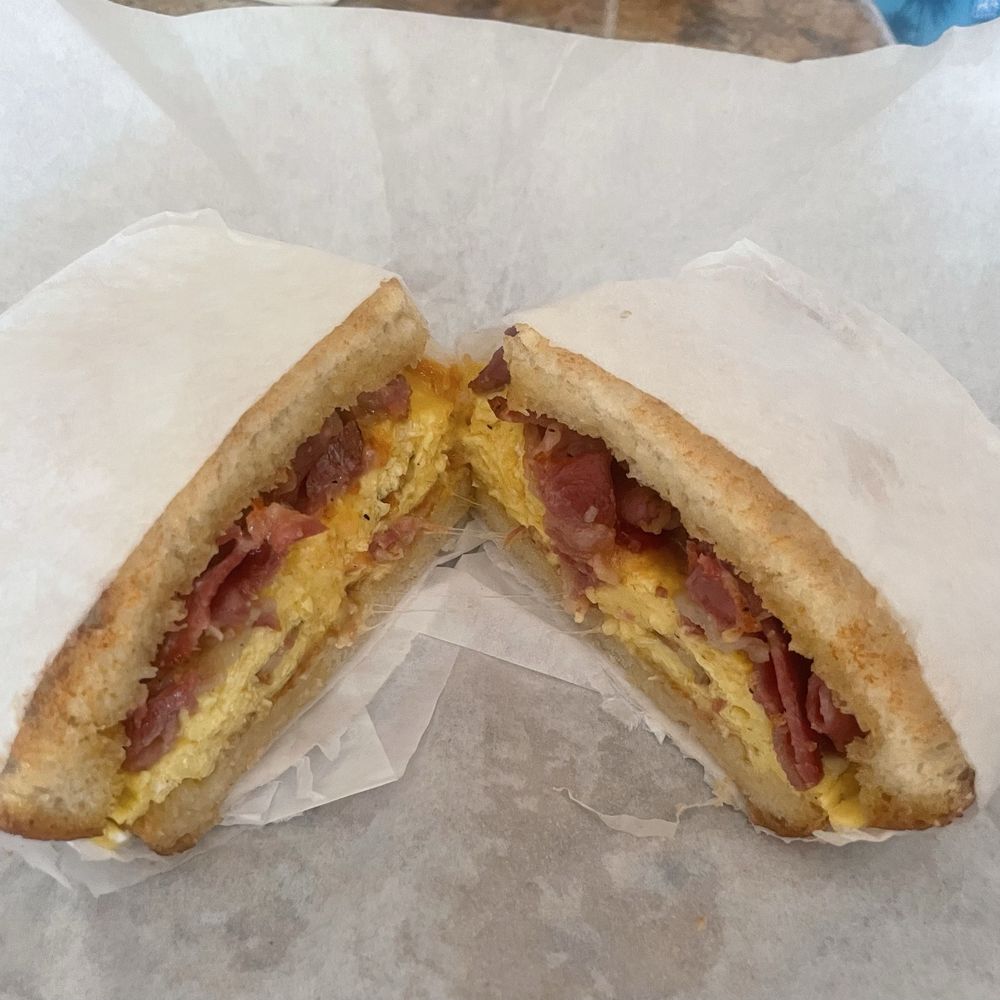 Pastrami breakfast sandwich Pastrami breakfast sandwich