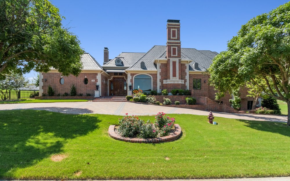 Slide of Swan Roofing