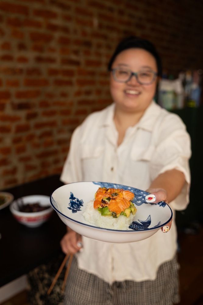 Small World Seafood Logo