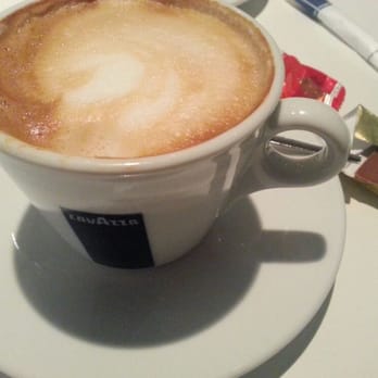 La Loggia - A good cap w/ a little choccie! - Wine Bars Near Me - Lyon, 69
