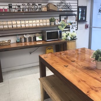 Ara Coffee - Sitting area - Coffee Roasteries Near Me - Rutherford, New Jersey