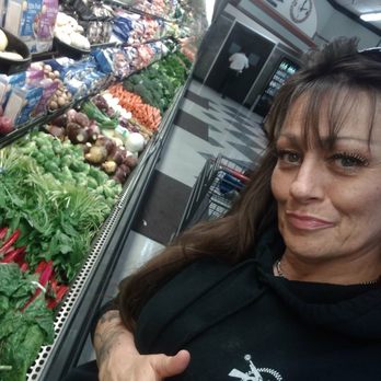 Stater Bros. Markets - Grocery Near Me - Hemet, California