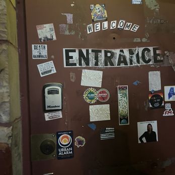 The Dew Drop Inn - Dive Bars Near Me - Washington, DC, District of Columbia The Dew Drop Inn - Dive Bars Near Me - Washington, DC, District of Columbia