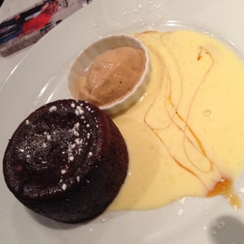 Le Terminus - Chocolate melting cake! - Brasseries Near Me - Paris, 75