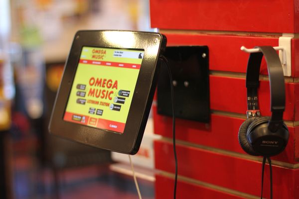 Omega Music by null