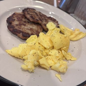 The Original Pancake House - Scrambled eggs and chicken sausage patties - Breakfast & Brunch Near Me - Indianapolis, Indiana The Original Pancake House - Scrambled eggs and chicken sausage patties - Breakfast & Brunch Near Me - Indianapolis, Indiana