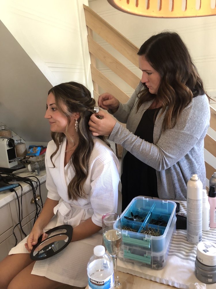 Wedlocks Bridal by Lindsay Osborn Logo