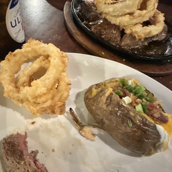 George West Steakhouse - a plate of food - Steakhouses Near Me - George West, Texas