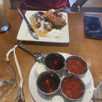 Stax Cafe - Condiments - Breakfast & Brunch Near Me - Chicago, Illinois