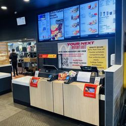 McDonald's - Counter