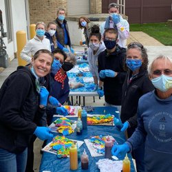Roll Up N Dye - To be extra safe, this team hosted their party outdoors.