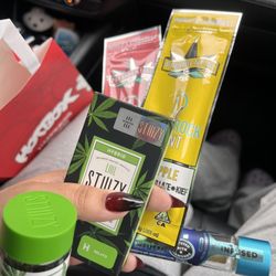 HIGH in Northridge Dispensary - Stiiizy joints. Stiiizy disposable. 2 Presidential blunts and 1 Jeeter pre-roll.