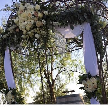 Falkner Winery - The gazebo (flowers provided by Nobutama flower studio and the chiffon was provided by myself) - Wineries Near Me - Temecula, California Falkner Winery - The gazebo (flowers provided by Nobutama flower studio and the chiffon was provided by myself) - Wineries Near Me - Temecula, California