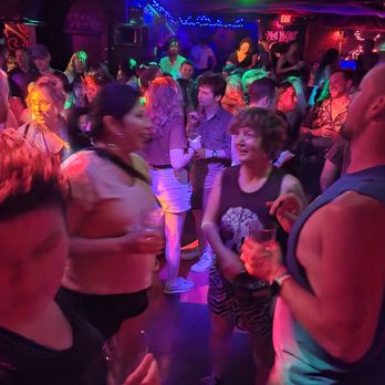Mad Planet - Dance Clubs Near Me - Milwaukee, Wisconsin
