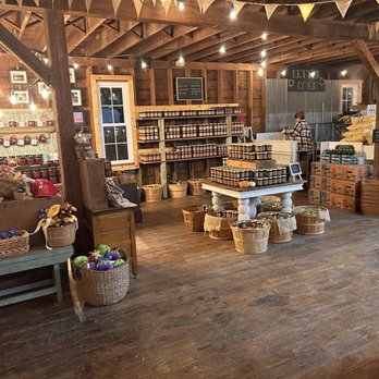 Skinny Bones Pumpkin Patch - Gift shop - Pumpkin Patches Near Me - Blair, Nebraska