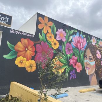Gio's Café - Coffee & Tea Near Me - Inglewood, California