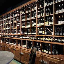Lush Wine and Spirits