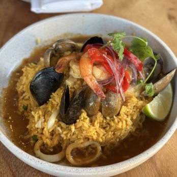 Limón - Arroz con mariscos - Peruvian Near Me - Oakland, California