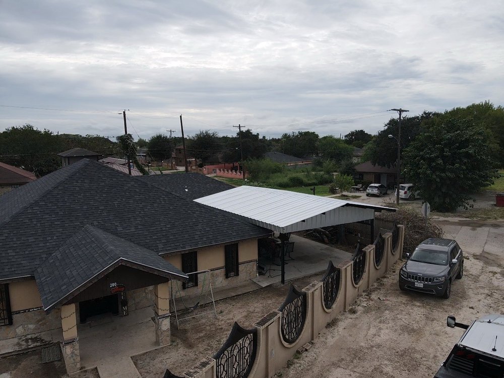 Slide of Smart Roofing Specialist