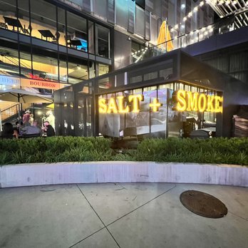 Salt + Smoke - Dog-friendly patio in St. Louis across from the patio - Barbeque Near Me - St. Louis, Missouri Salt + Smoke - Dog-friendly patio in St. Louis across from the patio - Barbeque Near Me - St. Louis, Missouri