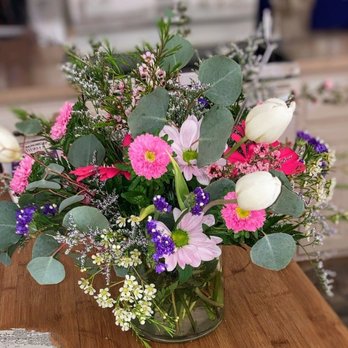 Flower Bar - Floral arrangement for mother's day - Floral Designers Near Me - Brick Township, New Jersey