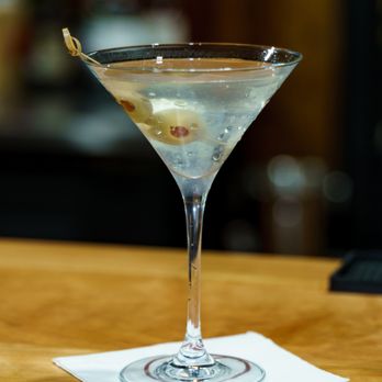 The Lounge at Valeria - Classic Martini at Valeria Lounge - Cocktail Bars Near Me - Boerne, Texas The Lounge at Valeria - Classic Martini at Valeria Lounge - Cocktail Bars Near Me - Boerne, Texas