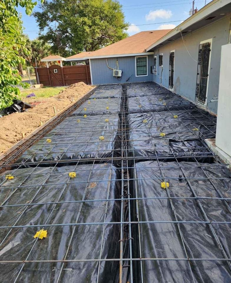 Slide of Renova Construction