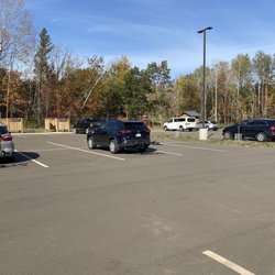 Sagamore Unit Mountain Bike Trails - Parking lot