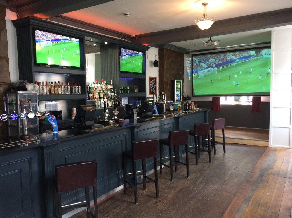 PRINCE OF WALES Updated June 2024 1 Laws Street, Pembroke Dock