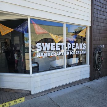 Sweet Peaks - Whitefish shop - Ice Cream & Frozen Yogurt Near Me - Whitefish, Montana