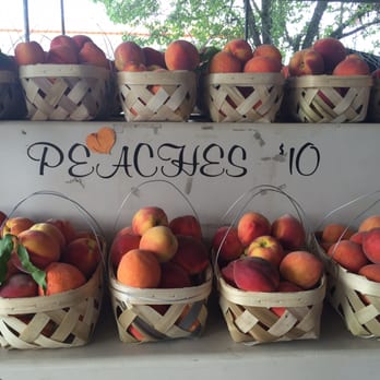 Todds Produce - baskets of peaches for sale - Fruits & Veggies Near Me - Clanton, Alabama