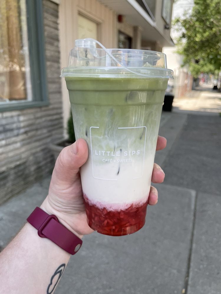 Strawberry Matcha Iced with Oat Milk