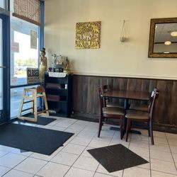 Charm Thai Cuisine - Cute Fountain ambiance