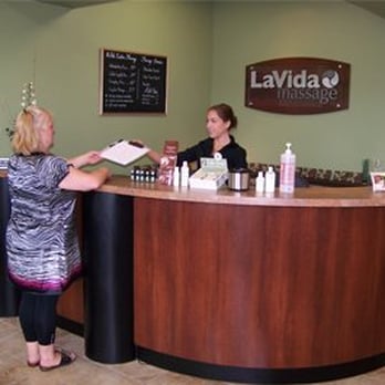 Kaizen Medspa - Front Lobby at LaVida - Skin Care Near Me - Mississauga, Ontario Kaizen Medspa - Front Lobby at LaVida - Skin Care Near Me - Mississauga, Ontario