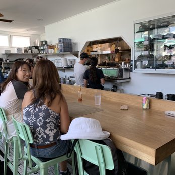 Martha's - American Near Me - Hermosa Beach, California