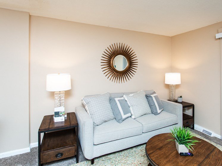 WAKE ROBIN APARTMENTS Updated September 2024 27 Photos 1690 BobO