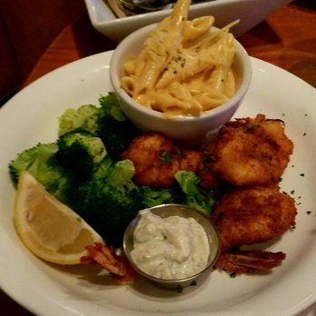 FishBar - Fried shrimp, broccoli and Mac n cheese. - Seafood Near Me - Manhattan Beach, California FishBar - Fried shrimp, broccoli and Mac n cheese. - Seafood Near Me - Manhattan Beach, California