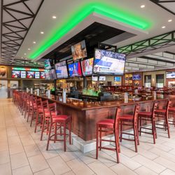 Jake n JOES Sports Grille - Braintree