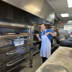 Mama Maxie's Pizzeria - Cameron making pizzas.  This guy takes pride in his work and is a rockstar.