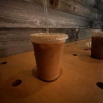 Joliet Restaurant and Bar - Cafes Near Me - Playa Vista, California