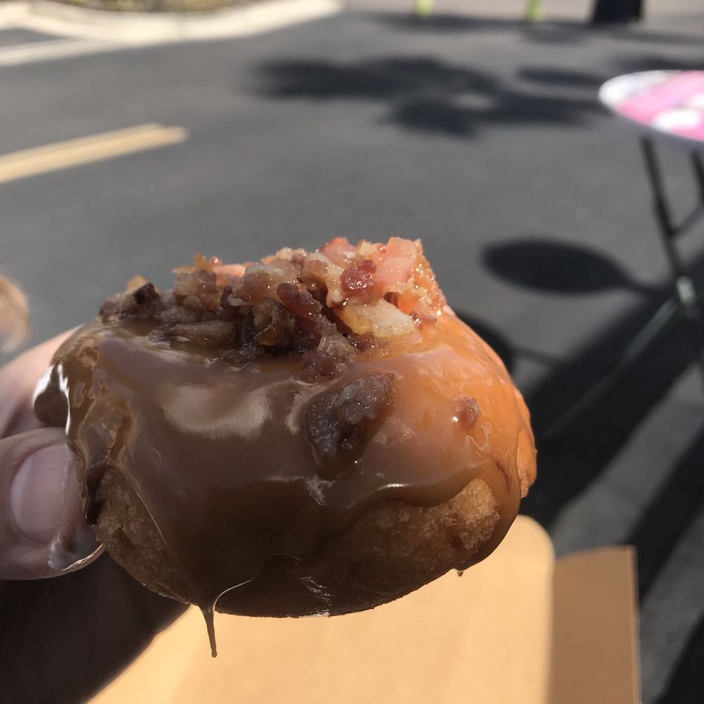 Craving Donuts - Food Trucks Near Me