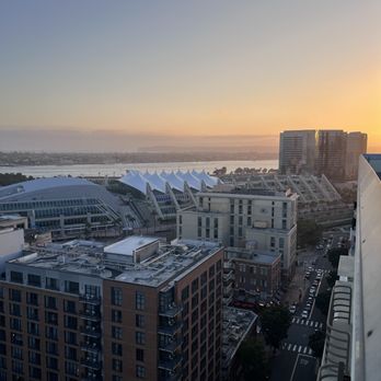 ALTITUDE Sky Lounge - View - Lounges Near Me - San Diego, California ALTITUDE Sky Lounge - View - Lounges Near Me - San Diego, California